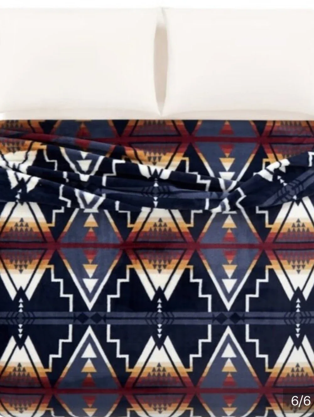 Pendleton Faux Fur Luxe Blanket, New, Arrow Flight, King